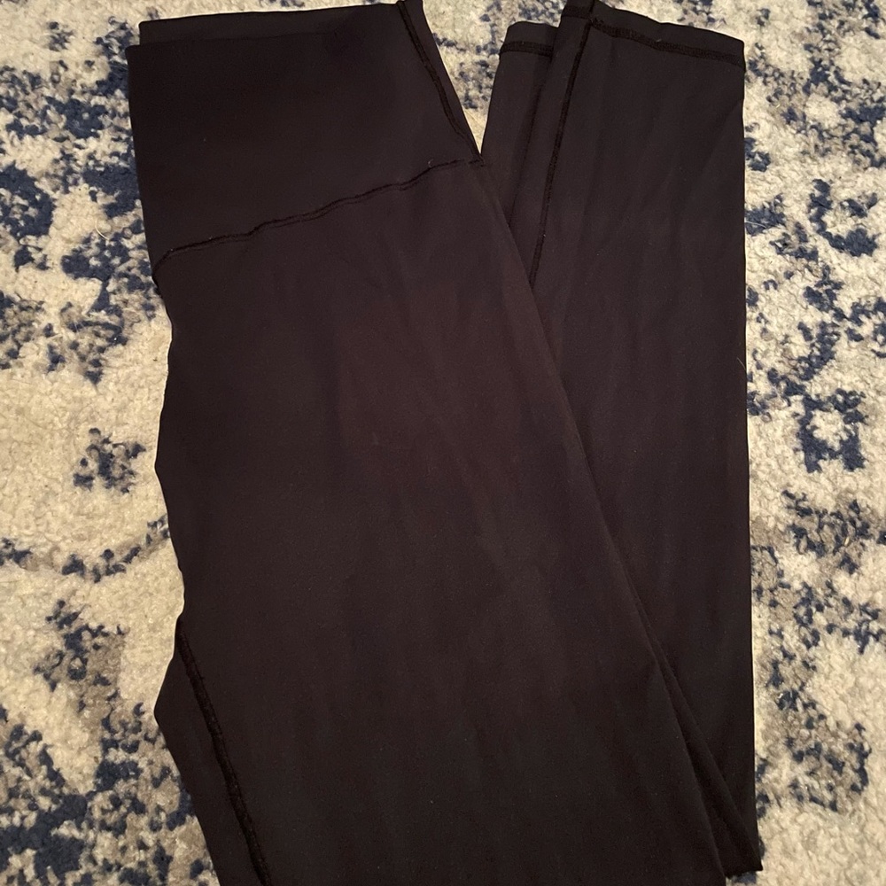 black workout leggings